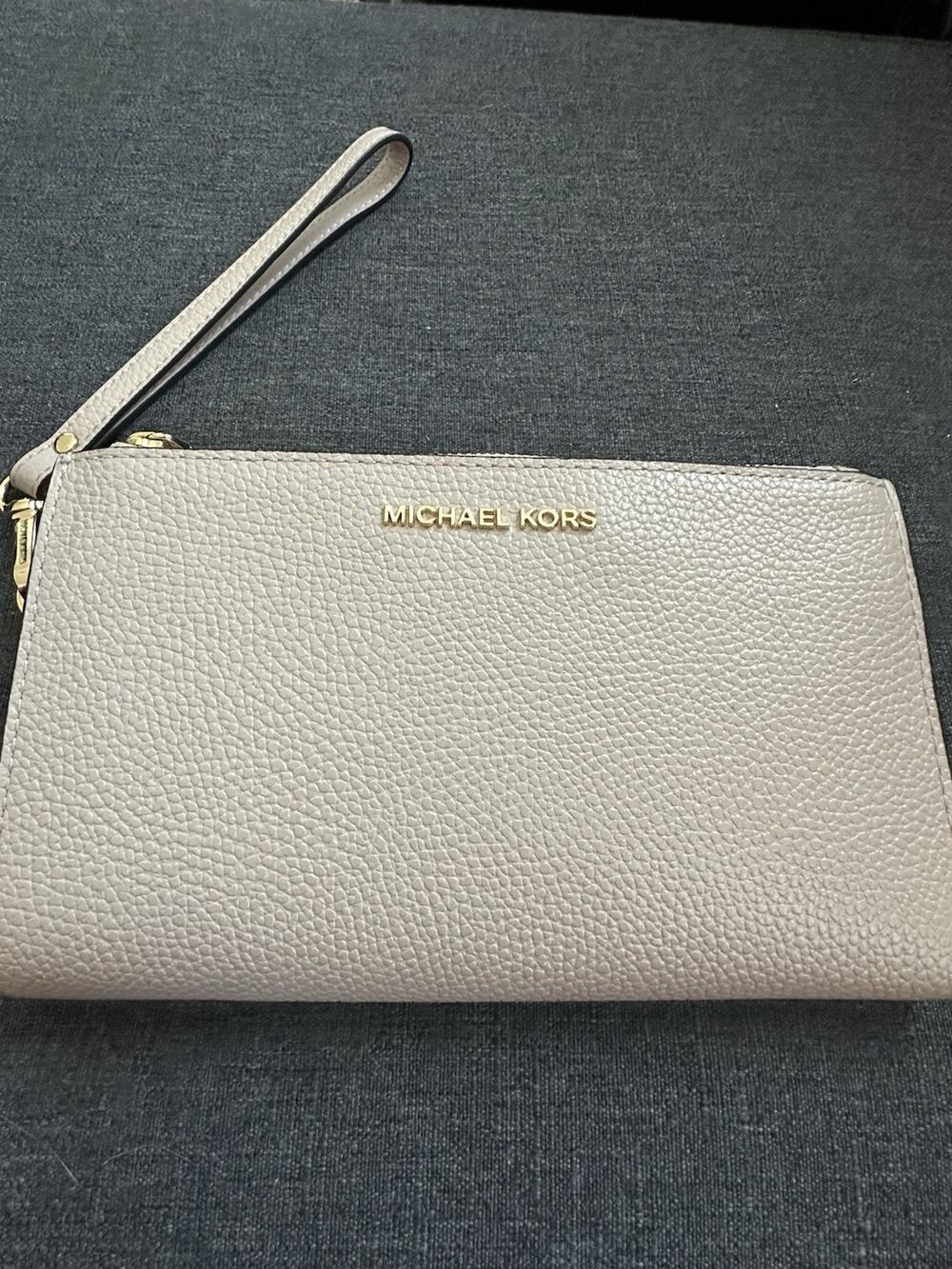 Michael Kors Pebbled Leather Wallet Wristlet Gray Taupe Gold Tone New